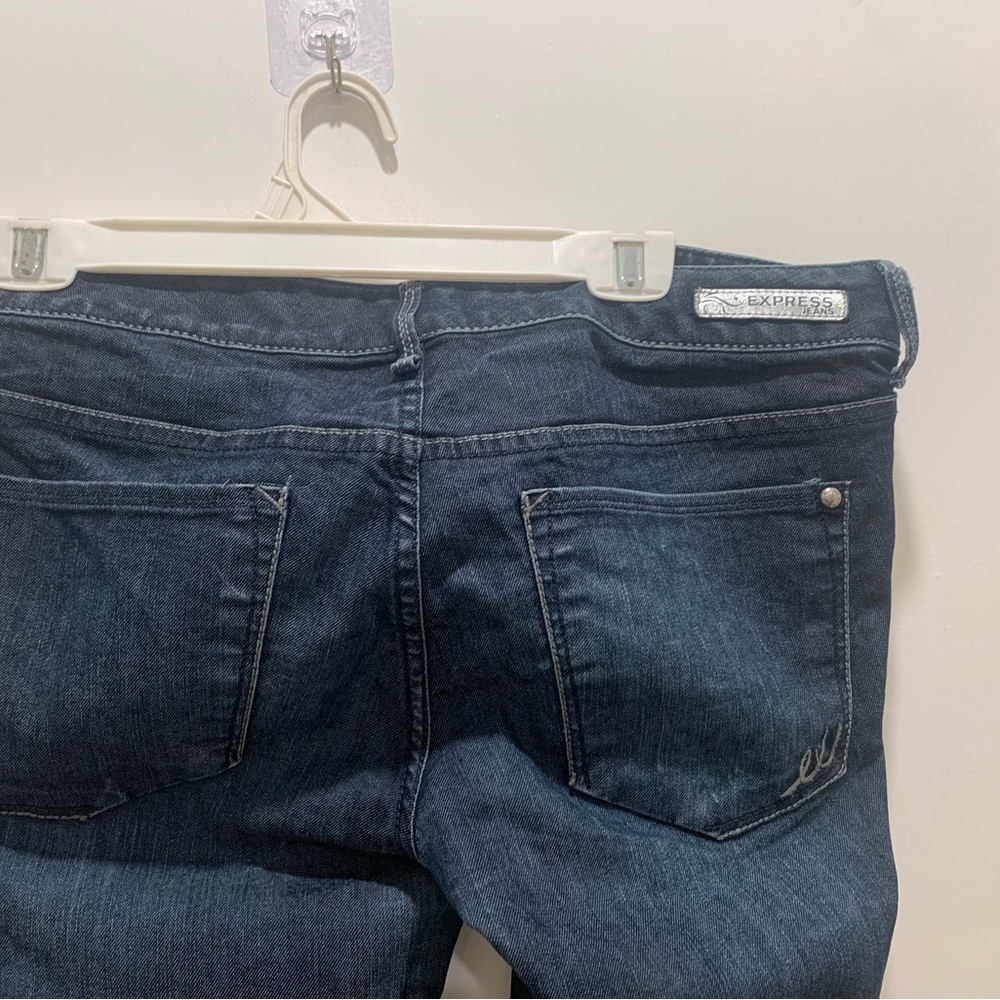 2/$5 Express Women's Deep Indigo Straight Leg Jeans - Picture 2 of 4